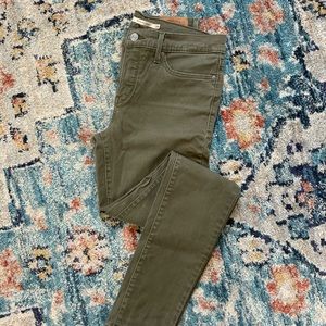 Levi’s 311 Shaping Skinny - Size 28, Inseam 34, Olive